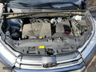 2017 Toyota Highlander XLE with VIN 5TDJZRFH1HS393351, listed as a Copart auction lot 46149615 with 68,985 mi miles and Salvage Title. Bid and sale history available at carsss.com. Image 12.
