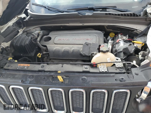 2017 Jeep Renegade Sport с VIN ZACCJAAB5HPF92162, выставлен на аукционе Copart как лот 49095365 с пробегом 73 003 миль миль и Списание • Salvage title. История ставок и продаж доступна на DreamBid. Изображение 12.