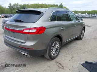 2016 Lincoln MKX Select z VIN 2LMTJ8KR2GBL62540, wystawiony jako IAAI lot #42260777 z przebiegiem 107 549 mil mil oraz . Historia ofert i sprzedaży dostępna na DreamBid. Obrazek 4.
