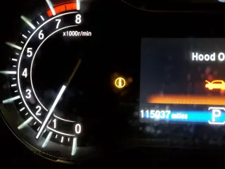 2016 Honda Pilot Elite with VIN 5FNYF6H00GB127495, listed as a Copart auction lot 49989585 with 115,037 mi miles and Salvage Title. Bid and sale history available at carsss.com. Image 9.