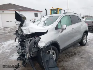2019 Chevrolet Trax LT with VIN KL7CJPSB0KB780927, listed as a IAAI auction lot 41551947 with 39,893 mi miles. Bid and sale history available at carsss.com. Image 16.