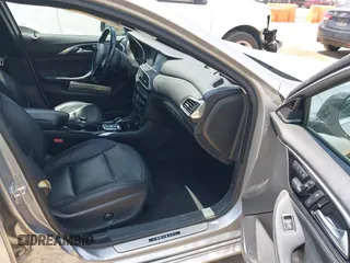 2017 Infiniti QX30 Premium с VIN SJKCH5CP5HA027550, выставлен на аукционе IAAI как лот 42207329 с пробегом 59 858 миль миль и . История ставок и продаж доступна на DreamBid. Изображение 5.