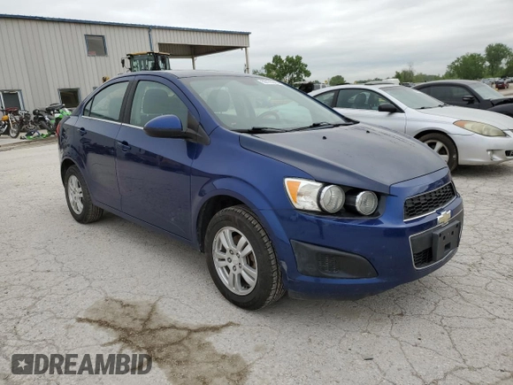 2013 Chevrolet Sonic LT with VIN 1G1JC5SH4D4204450, listed as a Copart auction lot 55173345 with 135,604 mi miles and Clean Title. Bid and sale history available at DreamBid. Image 4.
