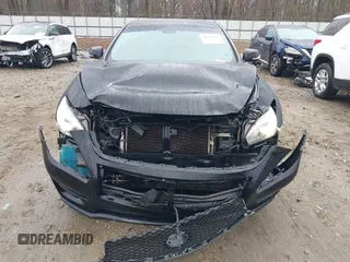 2015 Infiniti Q70 with VIN JN1BY1AR9FM561113, listed as a IAAI auction lot 41541936 with 266,227 mi miles and . Bid and sale history available at DreamBid. Image 6.