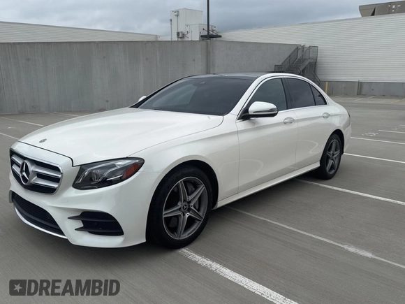 2020 Mercedes-Benz E-Class E 350 with VIN WDDZF8EB9LA728404, listed as a Copart auction lot 54745375 with 33,812 mi miles and Clean Title. Bid and sale history available at carsss.com. Image 2.