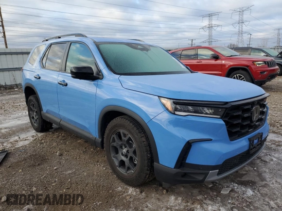 2025 Honda Pilot TrailSport with VIN 5FNYG1H63SB007882, listed as a Copart auction lot 87308984 with 3,980 mi miles and Salvage Title. Bid and sale history available at carsss.com. Image 4.