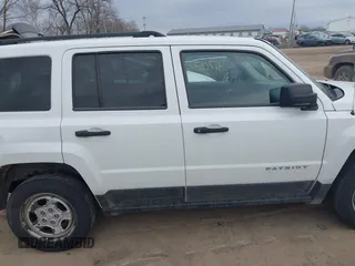 2014 Jeep Patriot Sport with VIN 1C4NJRBB0ED502111, listed as a IAAI auction lot 41705332 with 200,384 mi miles and . Bid and sale history available at DreamBid. Image 13.