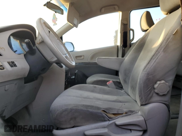 2012 Toyota Sienna with VIN 5TDZK3DC5CS276747, listed as a Copart auction lot 86114954 with 0 mi miles and Salvage Title. Bid and sale history available at carsss.com. Image 7.