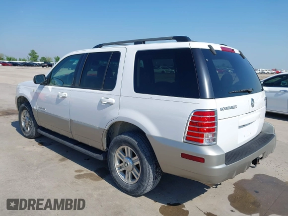 2002 Mercury Mountaineer with VIN 4M2DU86W02UJ21875, listed as a IAAI auction lot 41972193 with 154,699 mi miles and . Bid and sale history available at DreamBid. Image 3.