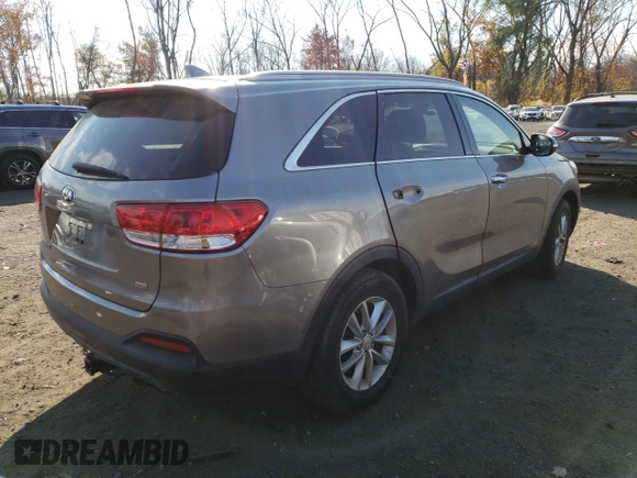 2016 Kia Sorento LX with VIN 5XYPGDA38GG179368, listed as a Copart auction lot 76498914 with 44,709 mi miles and Non Repairable. Bid and sale history available at DreamBid. Image 3.