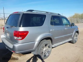 2005 Toyota Sequoia SR5 with VIN 5TDZT34AX5S244276, listed as a IAAI auction lot 41605214 with 226,565 mi miles. Bid and sale history available at carsss.com. Image 4.