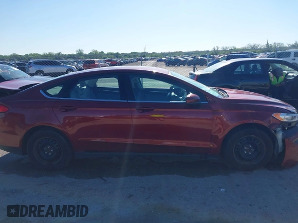 2014 Ford Fusion S with VIN 3FA6P0G71ER201573, listed as a IAAI auction lot 42079726 with 195,893 mi miles and . Bid and sale history available at DreamBid. Image 14.