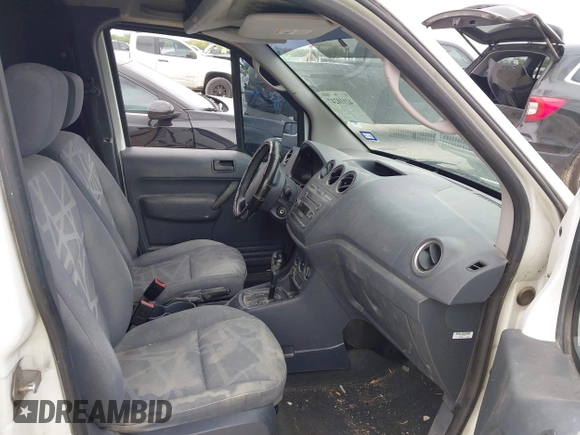 2013 Ford Transit Connect XLT с VIN NM0LS7BN9DT131731, выставлен на аукционе IAAI как лот 42110247 с пробегом 156 498 миль миль и . История ставок и продаж доступна на DreamBid. Изображение 5.