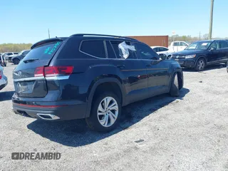 2023 Volkswagen Atlas SE с VIN 1V2KR2CA3PC522546, выставлен на аукционе IAAI как лот 42065884 с пробегом 31 076 миль миль и . История ставок и продаж доступна на DreamBid. Изображение 4.