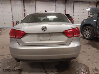 2012 Volkswagen Passat SE with VIN 1VWBH7A31CC035908, listed as a IAAI auction lot 41535111 with 119,816 mi miles. Bid and sale history available at carsss.com. Image 16.