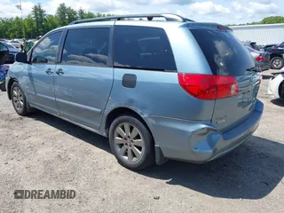 2006 Toyota Sienna CE z VIN 5TDZA23C46S558011, wystawiony jako IAAI lot #42390948 z przebiegiem 264 080 mil mil oraz . Historia ofert i sprzedaży dostępna na DreamBid. Obrazek 3.
