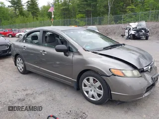2006 Honda Civic LX z VIN 2HGFA165X6H525119, wystawiony jako IAAI lot #42314196 z przebiegiem 121 752 mil mil oraz . Historia ofert i sprzedaży dostępna na DreamBid. Obrazek 1.