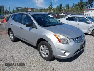 2011 Nissan Rogue S z VIN JN8AS5MT8BW567660, wystawiony jako IAAI lot #42471842 z przebiegiem 142 442 mil mil oraz . Historia ofert i sprzedaży dostępna na DreamBid. Obrazek 1.