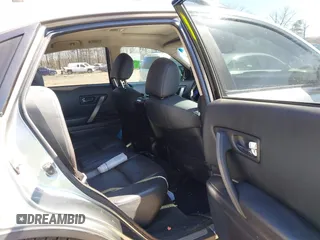 2008 Infiniti FX35 with VIN JNRAS08W68X202805, listed as a IAAI auction lot 41908721 with 204,061 mi miles. Bid and sale history available at carsss.com. Image 8.