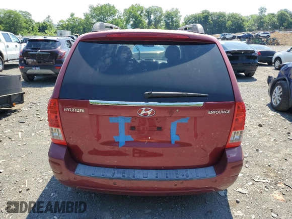 2008 Hyundai Entourage GLS z VIN KNDMC233686048783, wystawiony jako Copart lot #61812894 z przebiegiem 200 566 mil mil oraz Tytuł czysty. Historia ofert i sprzedaży dostępna na DreamBid. Obrazek 6.