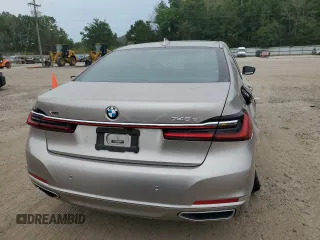 2021 BMW 7 Series z VIN WBA7W4C07MCF50137, wystawiony jako Copart lot #56453774 z przebiegiem 21 314 mil mil oraz . Historia ofert i sprzedaży dostępna na DreamBid. Obrazek 6.