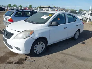 2014 Nissan Versa SV with VIN 3N1CN7AP3EL844498, listed as a IAAI auction lot 42086659 with 1 mi miles. Bid and sale history available at carsss.com. Image 2.