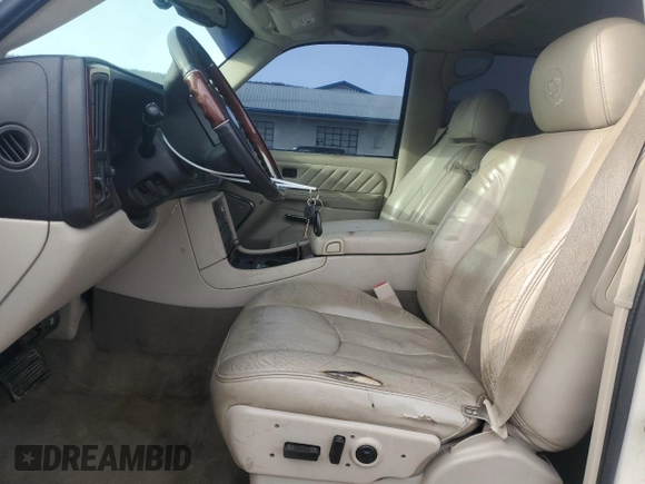 2005 Cadillac Escalade ESV z VIN 3GYFK66NX5G240695, wystawiony jako Copart lot #45814095 z przebiegiem 262 803 mil mil oraz Czysty tytuł • Clean title. Historia ofert i sprzedaży dostępna na DreamBid. Obrazek 7.