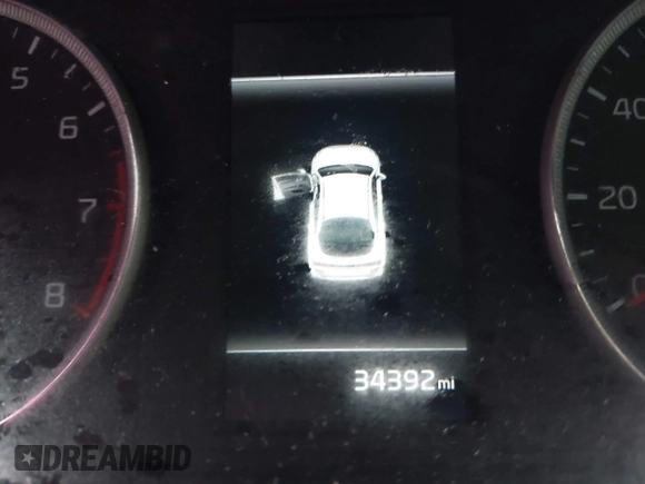 2023 Kia K5 GT-Line z VIN 5XXG64J20PG213348, wystawiony jako IAAI lot #42333459 z przebiegiem 34 392 mil mil oraz . Historia ofert i sprzedaży dostępna na DreamBid. Obrazek 14.
