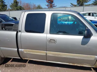 2003 Chevrolet Silverado 1500 LS with VIN 2GCEK19T231104873, listed as a IAAI auction lot 41910444 with 208,692 mi miles. Bid and sale history available at carsss.com. Image 13.