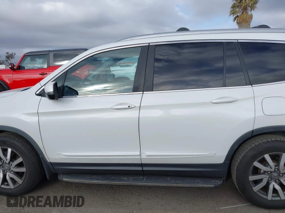 2020 Honda Pilot EX-L with VIN 5FNYF5H57LB003059, listed as a IAAI auction lot 41685916 with 114,742 mi miles. Bid and sale history available at carsss.com. Image 14.