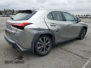 2019 Lexus UX 250h z VIN JTHU9JBH0K2003941, wystawiony jako Copart lot #53476155 z przebiegiem 94 603 mil mil oraz Szkoda całkowita • Salvage title. Historia ofert i sprzedaży dostępna na DreamBid. Obrazek 3.