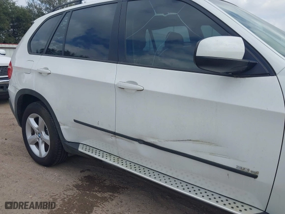 2007 BMW X5 3.0si with VIN 5UXFE435X7L018734, listed as a IAAI auction lot 41501286 with 126,339 mi miles. Bid and sale history available at carsss.com. Image 6.
