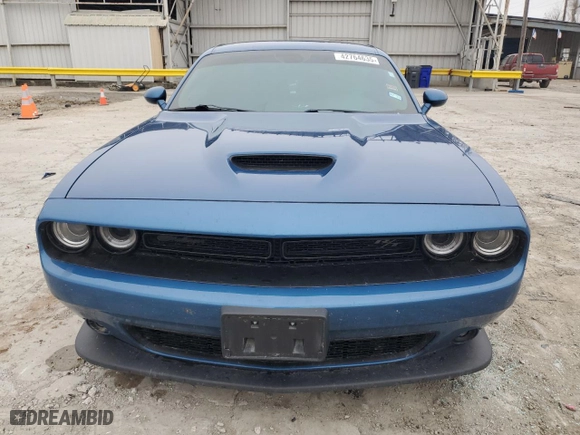 2020 Dodge Challenger R/T with VIN 2C3CDZBT4LH222560, listed as a Copart auction lot 42764635 with 67,630 mi miles and Salvage Title. Bid and sale history available at carsss.com. Image 5.
