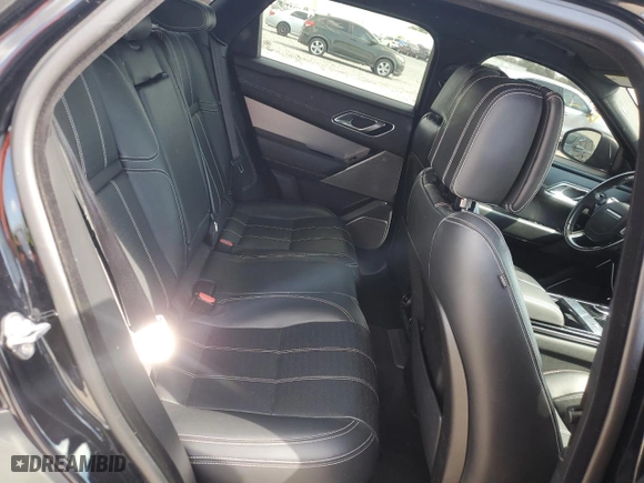 2018 Land Rover Range Rover Velar R-Dynamic HSE with VIN SALYM2RV7JA759511, listed as a Copart auction lot 47464325 with 87,603 mi miles and Clean Title. Bid and sale history available at carsss.com. Image 11.