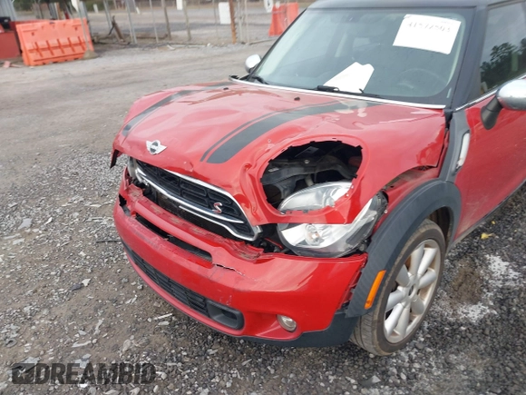 2015 MINI Countryman S with VIN WMWZC3C50FWT05122, listed as a IAAI auction lot 41572503 with 120,885 mi miles and . Bid and sale history available at DreamBid. Image 6.
