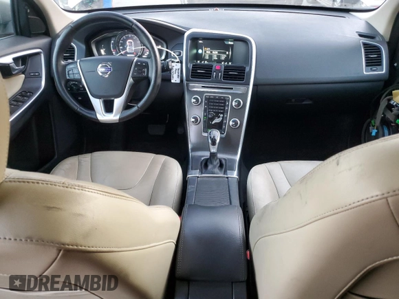 2016 Volvo XC60 T6 Drive-E z VIN YV449MDK4G2856889, wystawiony jako Copart lot #83114094 z przebiegiem 126 561 mil mil oraz Szkoda całkowita • Salvage title. Historia ofert i sprzedaży dostępna na DreamBid. Obrazek 8.