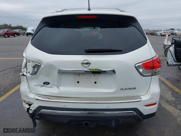 2014 Nissan Pathfinder SV with VIN 5N1AR2MN8EC633911, listed as a IAAI auction lot 41427334 with 128,467 mi miles. Bid and sale history available at carsss.com. Image 16.