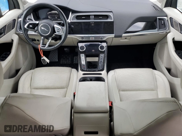 2020 Jaguar I-Pace SE with VIN SADHC2S13L1F88431, listed as a Copart auction lot 72164594 with 24,446 mi miles and Clean title. Bid and sale history available at DreamBid. Image 8.