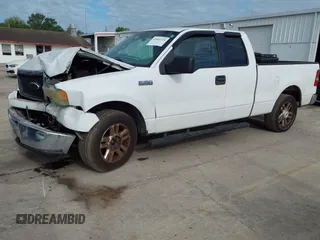 2006 Ford F-150 XL with VIN 1FTPX12VX6NB83220, listed as a IAAI auction lot 42001770 with 228,216 mi miles. Bid and sale history available at carsss.com. Image 2.