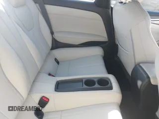 2017 Infiniti Q60 Premium with VIN JN1EV7EK0HM362654, listed as a IAAI auction lot 41280681 with 31,822 mi miles and . Bid and sale history available at carsss.com. Image 8.