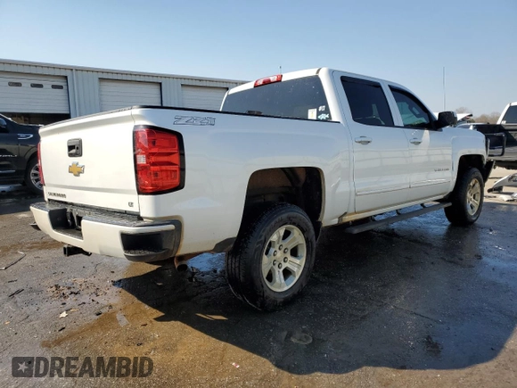 2018 Chevrolet Silverado 1500 LT with VIN 3GCUKREC0JG596842, listed as a Copart auction lot 47394105 with 135,583 mi miles and Salvage Title. Bid and sale history available at carsss.com. Image 3.