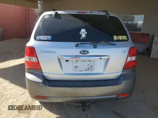 2008 Kia Sorento EX z VIN KNDJD736685770445, wystawiony jako Copart lot #56426455 z przebiegiem 196 911 mil mil oraz Szkoda całkowita • Salvage title. Historia ofert i sprzedaży dostępna na DreamBid. Obrazek 6.