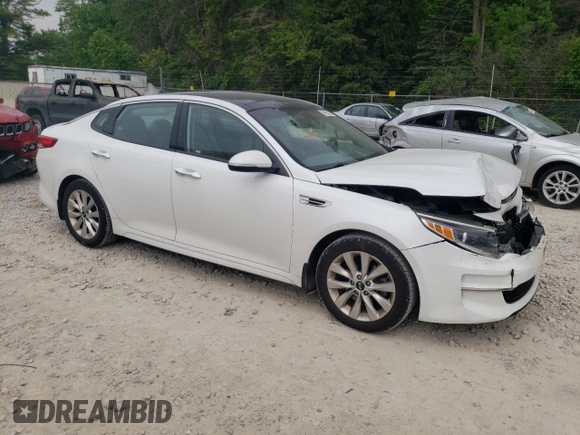 2016 Kia Optima EX z VIN 5XXGU4L3XGG091612, wystawiony jako Copart lot #59929295 z przebiegiem 130 450 mil mil oraz Szkoda całkowita • Salvage title. Historia ofert i sprzedaży dostępna na DreamBid. Obrazek 4.