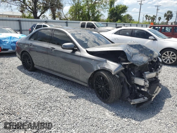 2017 Mercedes-Benz E 300 Luxury with VIN WDDZF4JB9HA133347, listed as a Copart auction lot 51134865 with 111,391 mi miles and Non repairable. Bid and sale history available at DreamBid. Image 4.
