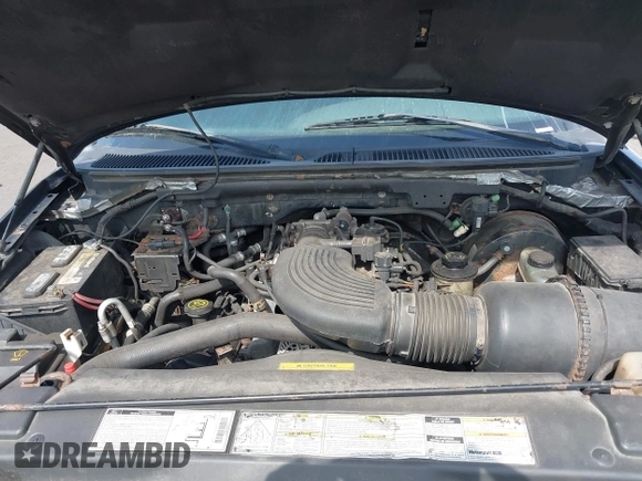 2000 Ford Expedition XLT with VIN 1FMRU166XYLB76413, listed as a IAAI auction lot 40357920 with 154,597 mi miles and . Bid and sale history available at DreamBid. Image 10.