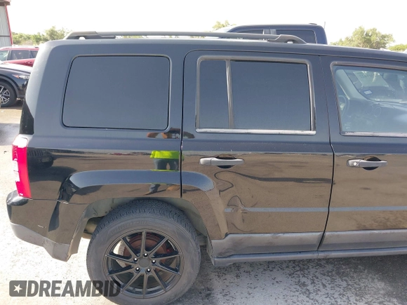 2013 Jeep Patriot Sport with VIN 1C4NJPBA0DD238009, listed as a IAAI auction lot 42301422 with 103,359 mi miles and . Bid and sale history available at DreamBid. Image 18.