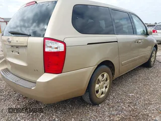 2006 Kia Sedona LX with VIN KNDMB233366045016, listed as a IAAI auction lot 42112039 with 122,246 mi miles and . Bid and sale history available at DreamBid. Image 4.