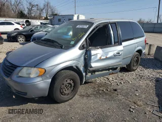 2006 Chrysler Town & Country SWB with VIN 1A4GP45R06B748604, listed as a Copart auction lot 48753575 with 184,256 mi miles and Salvage Title. Bid and sale history available at carsss.com. Image 1.