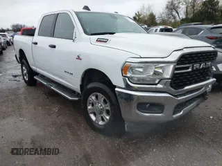 2024 Ram 2500 Big Horn with VIN 3C6UR5DLXRG303523, listed as a IAAI auction lot 41953029 with 16,619 mi miles. Bid and sale history available at carsss.com. Image 1.