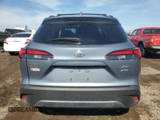 2024 Toyota Corolla Cross XLE z VIN 7MUDAABG2RV106366, wystawiony jako Copart lot #48178905 z przebiegiem 5 037 mil mil oraz Szkoda całkowita • Salvage title. Historia ofert i sprzedaży dostępna na DreamBid. Obrazek 6.